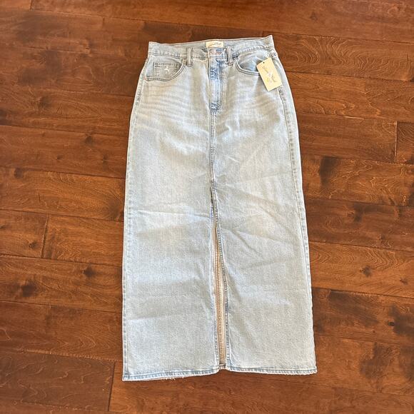 NWT Universal Thread Front Slit Maxi Skirt Light Wash Denim Blue Y2K Women's 14 - Picture 2 of 6